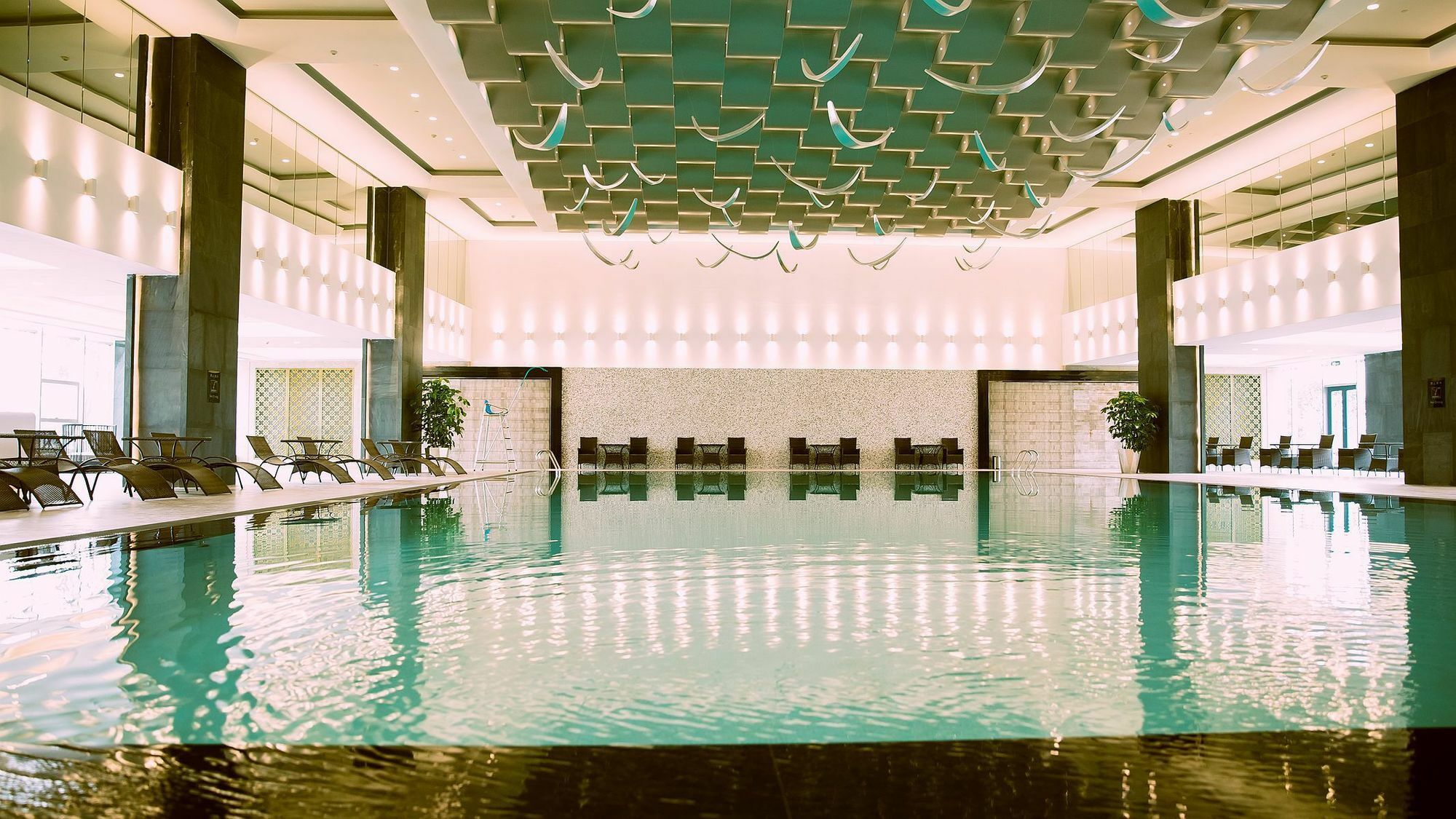 Radisson Blu Hotel Wuhan Etd Zone Exterior foto